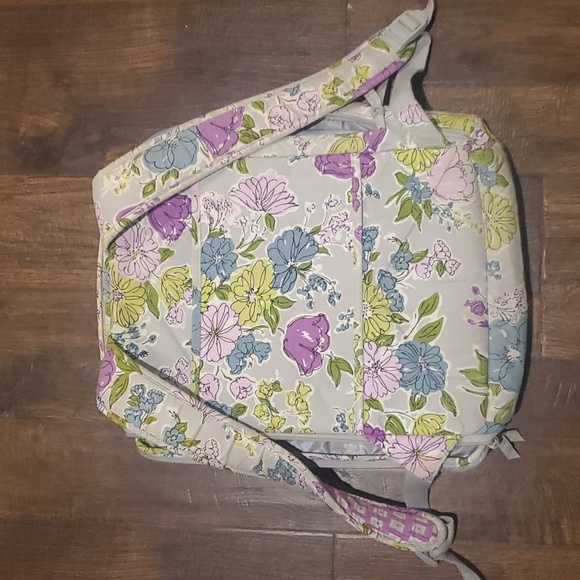 Vera Bradley backpack - Picture 2 of 5